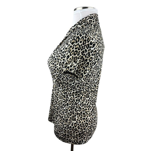 NEW Philosophy Faux Wrap Surplice Leopard Print Short Sleeve Stretchy Top Large - Picture 5 of 11